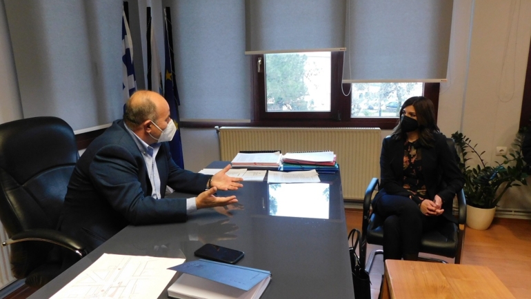 Συνάντηση του Δημάρχου Βαγγέλη Γερολιόλιου με την τομεάρχη Τουρισμού του ΣΥΡΙΖΑ-ΠΣ Κατερίνα Νοτοπούλου