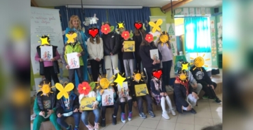 Εορτασμός της Παγκόσμιας Ημέρας Παιδικού Βιβλίου στο Δημοτικό Σχολείο Νέων Πόρων με προσκεκλημένη την συγγραφέα Λητώ Τσακίρη-Παπαθανασίου